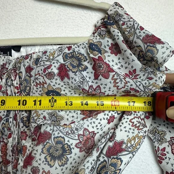 F21 Boho Crop Ruffle Blouse Off Shoulder Top Size Medium Floral Cottage Western - Picture 8 of 11